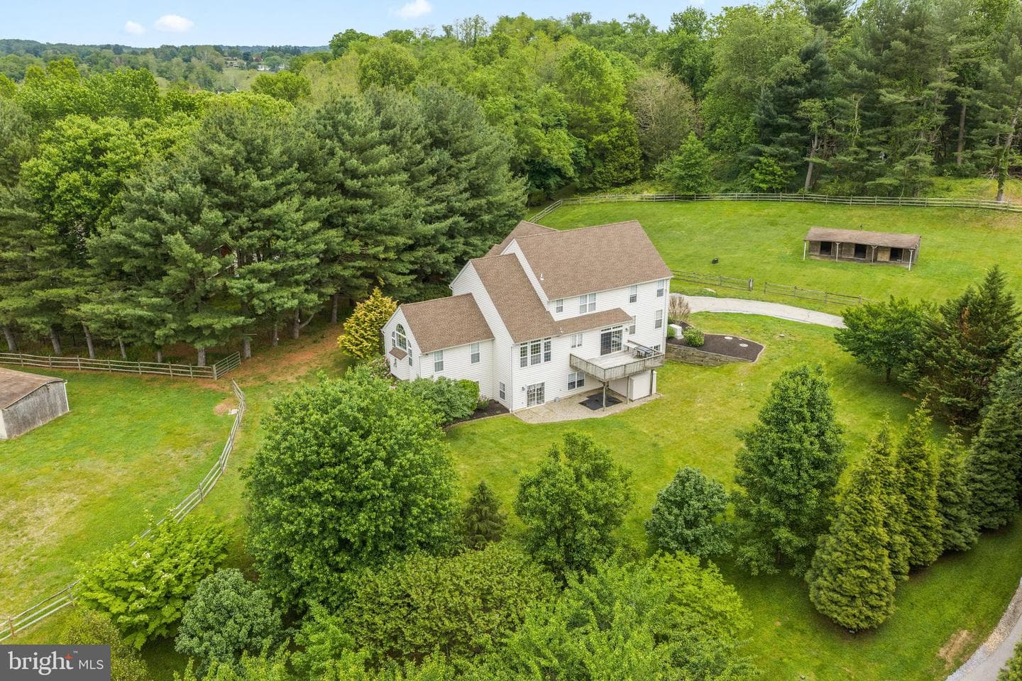 592 W Creek Road photo 43