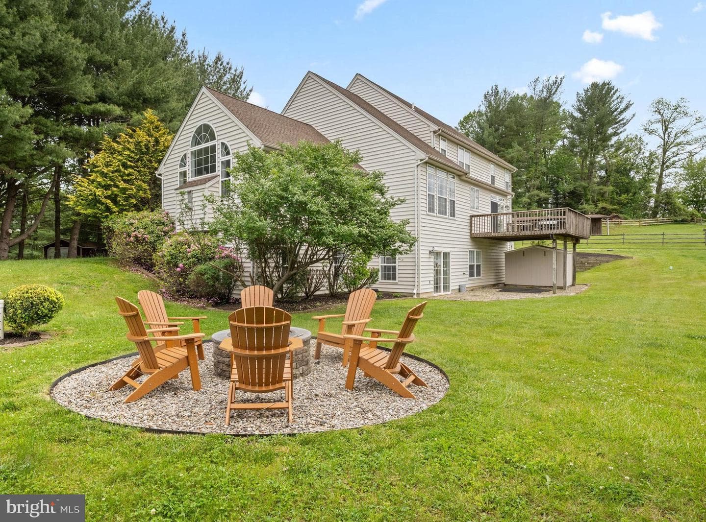 592 W Creek Road photo 44