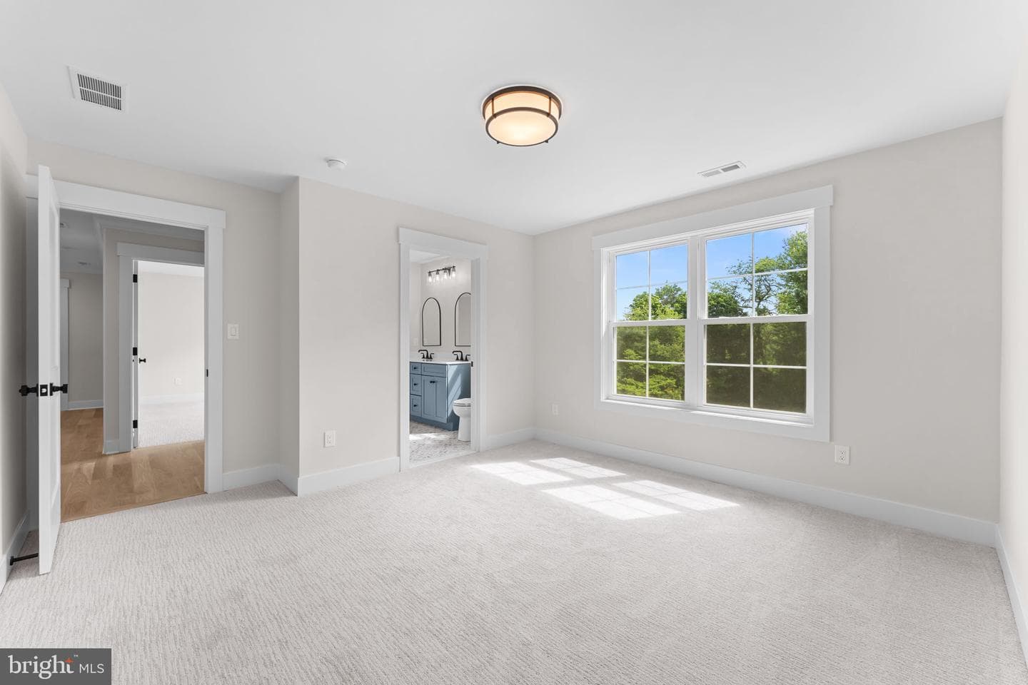 17 Hickory Lane photo 32