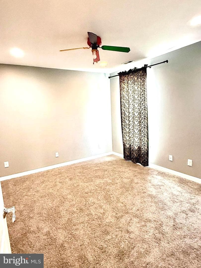608 Empire Drive photo 32
