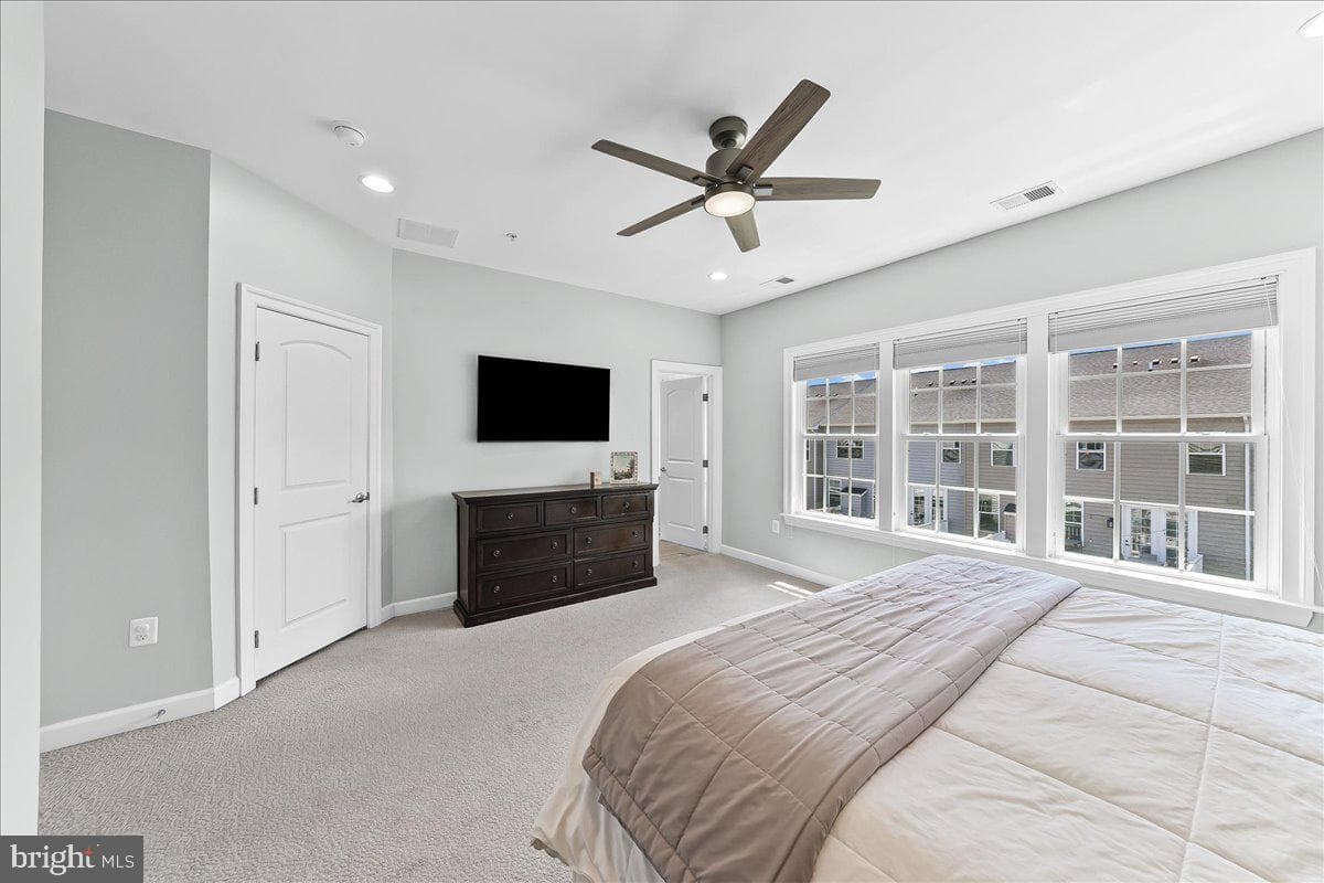 855 Stonecliffe Road photo 17