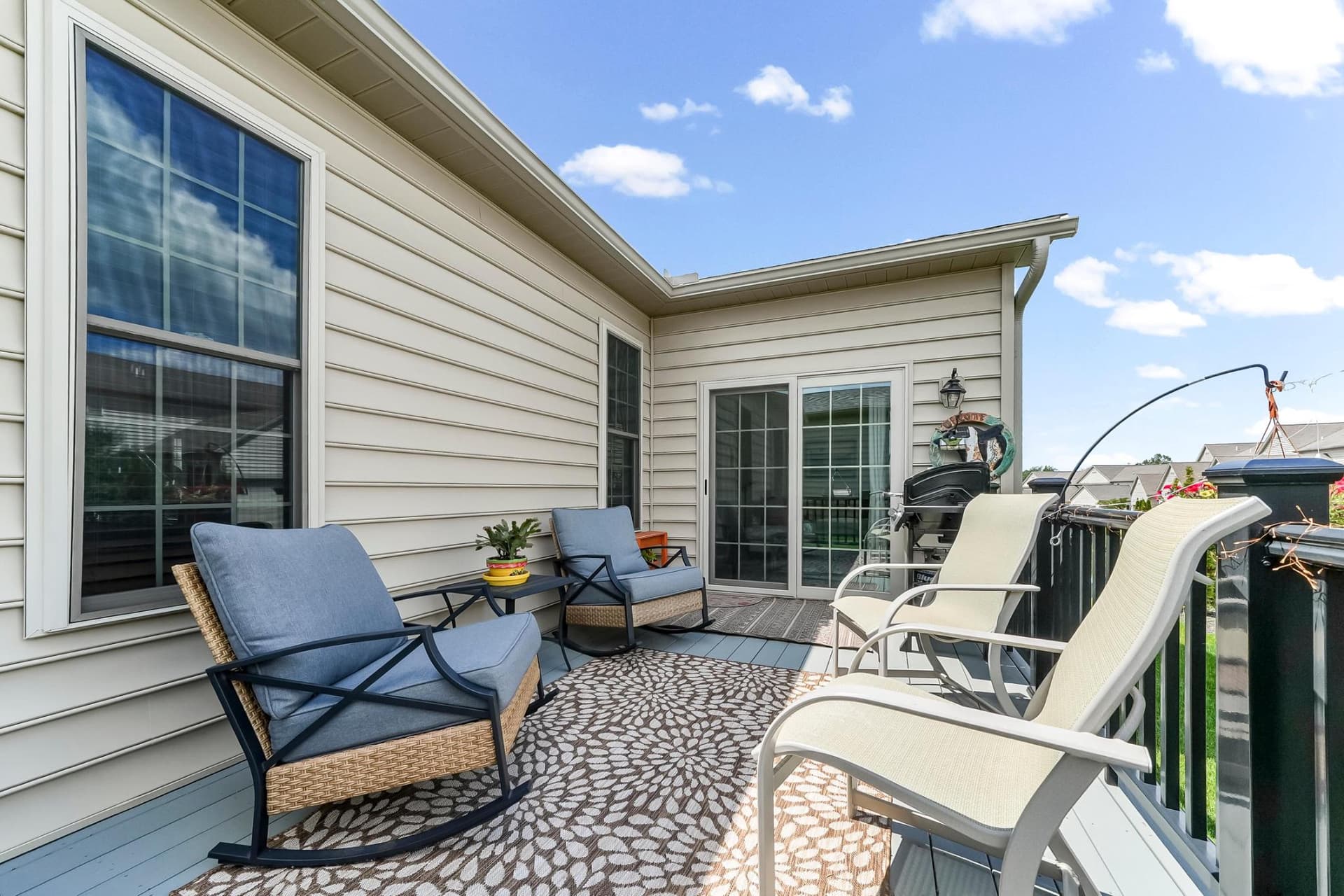 614 Greenbriar Path photo 17