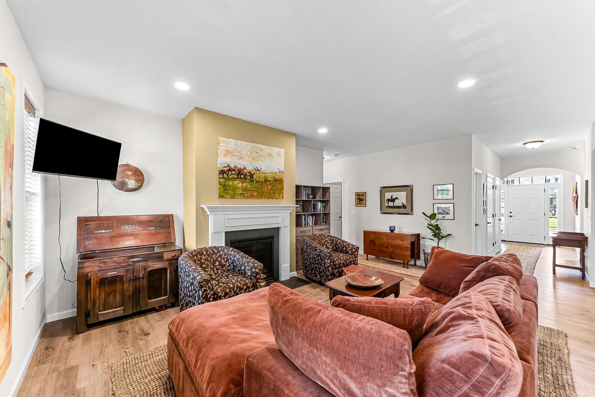 614 Greenbriar Path photo 7