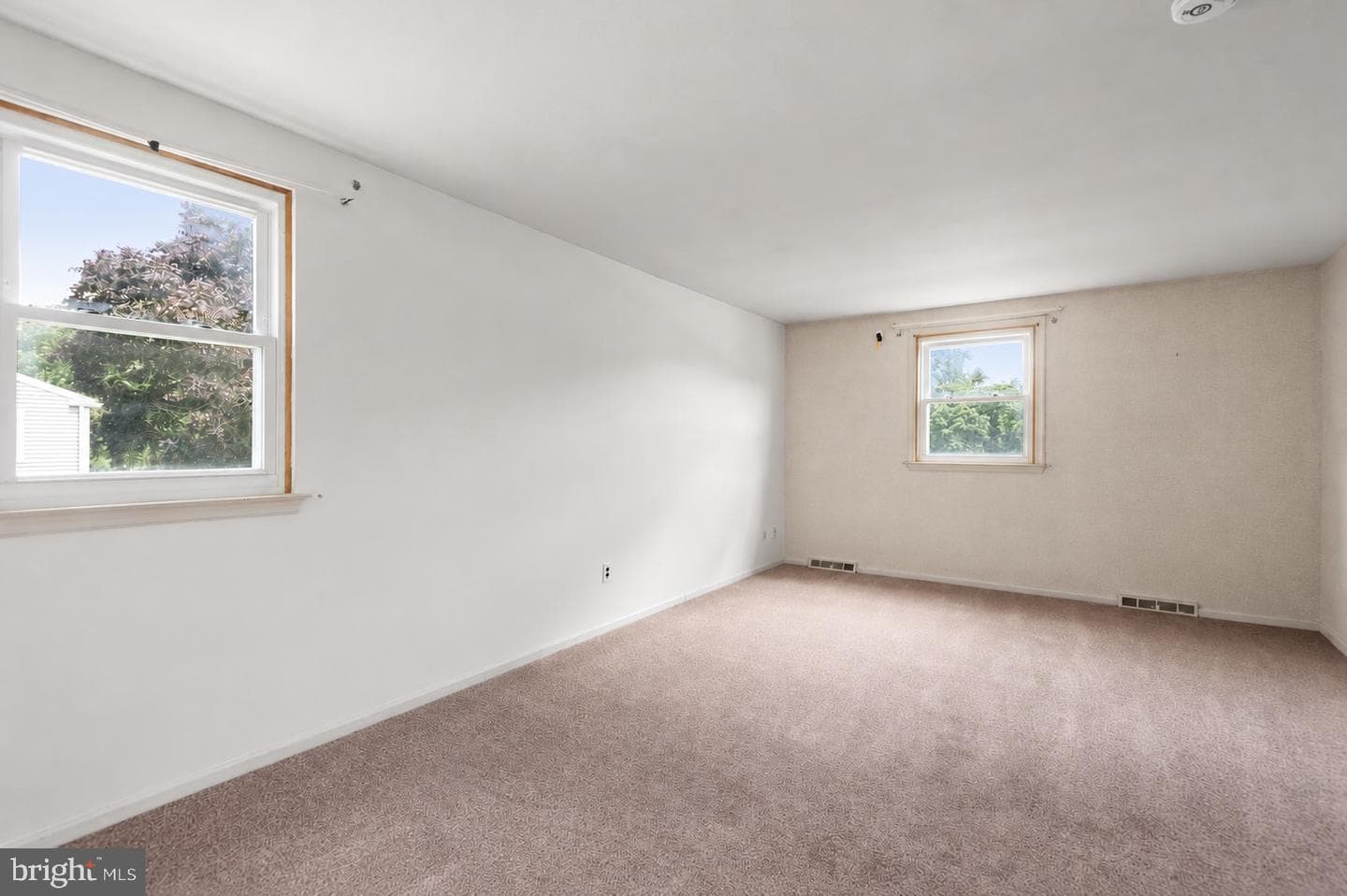 364 S Balderston Drive photo 16