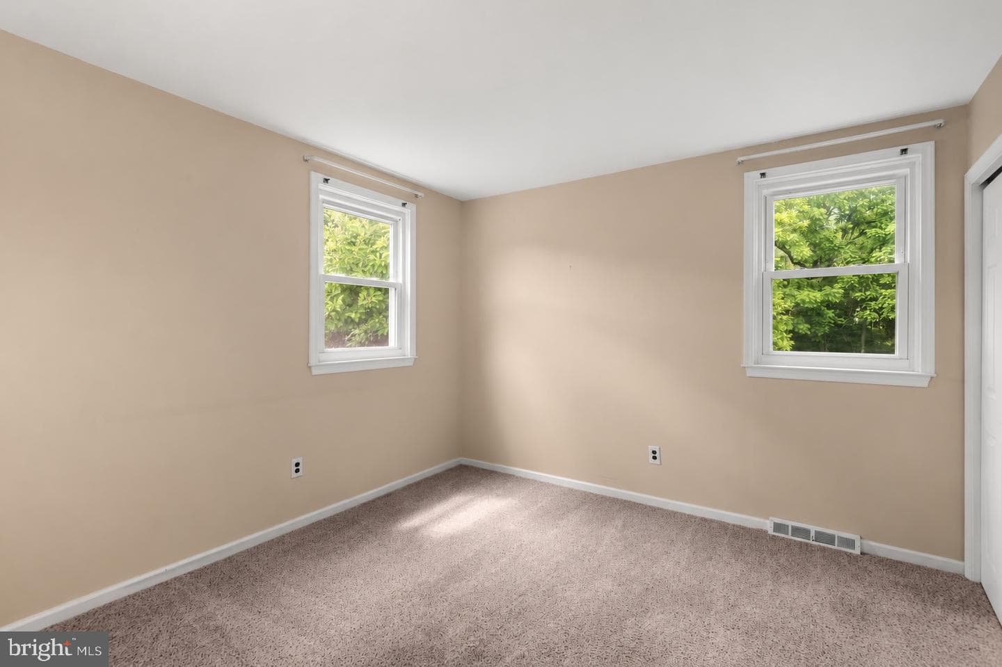 364 S Balderston Drive photo 19
