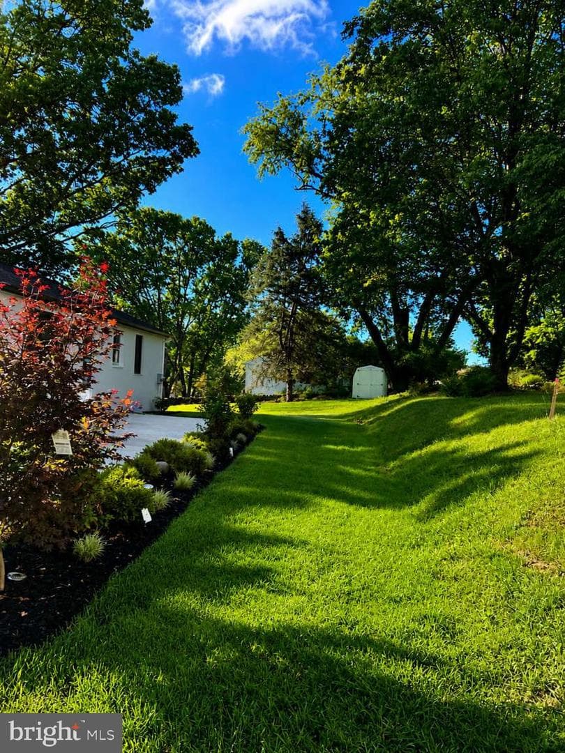 800 Falcon Lane photo 34