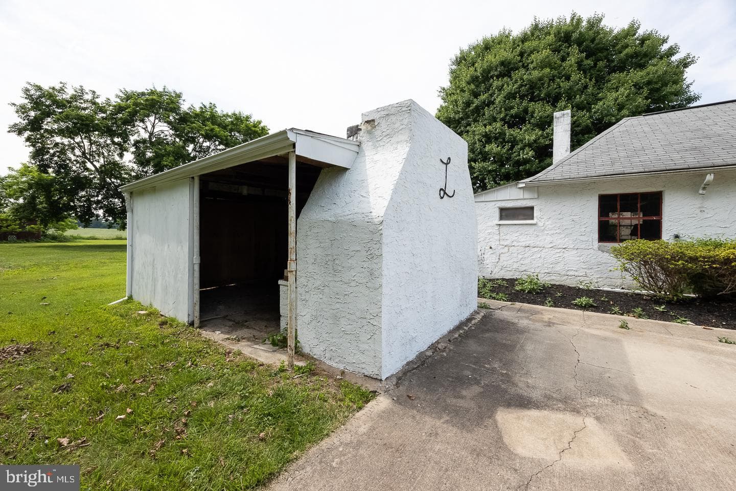 3040 Manor Road photo 3