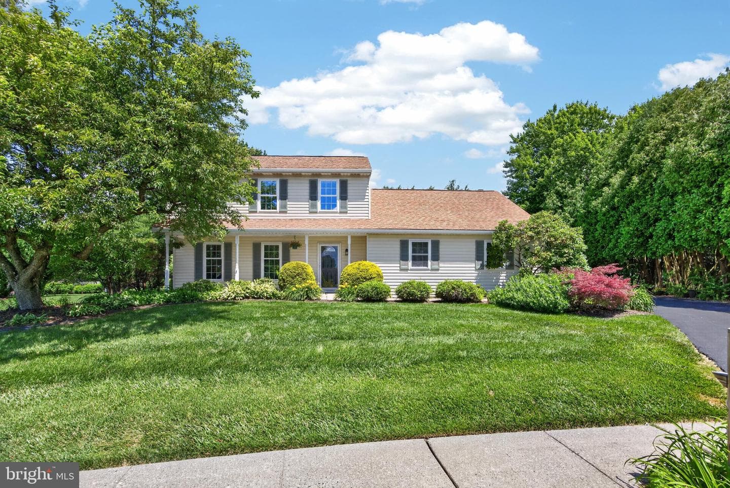 1110 Ross Lane