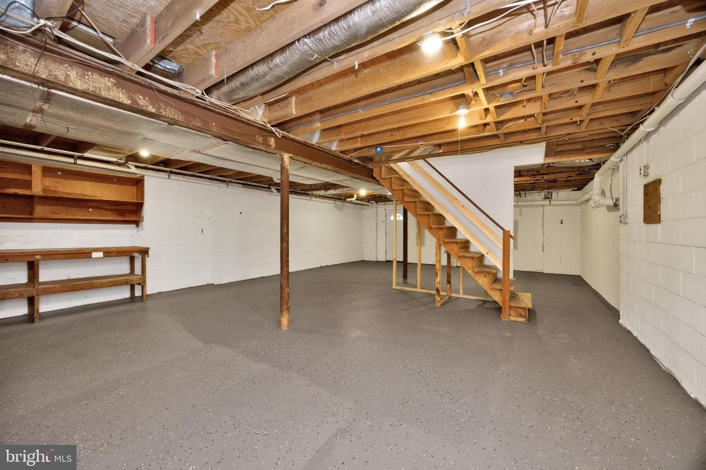 303 Norwood Road photo 48