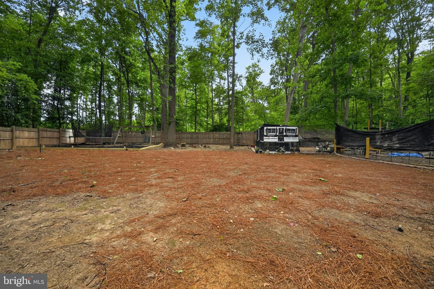 127 Spring Hill Lane photo 24