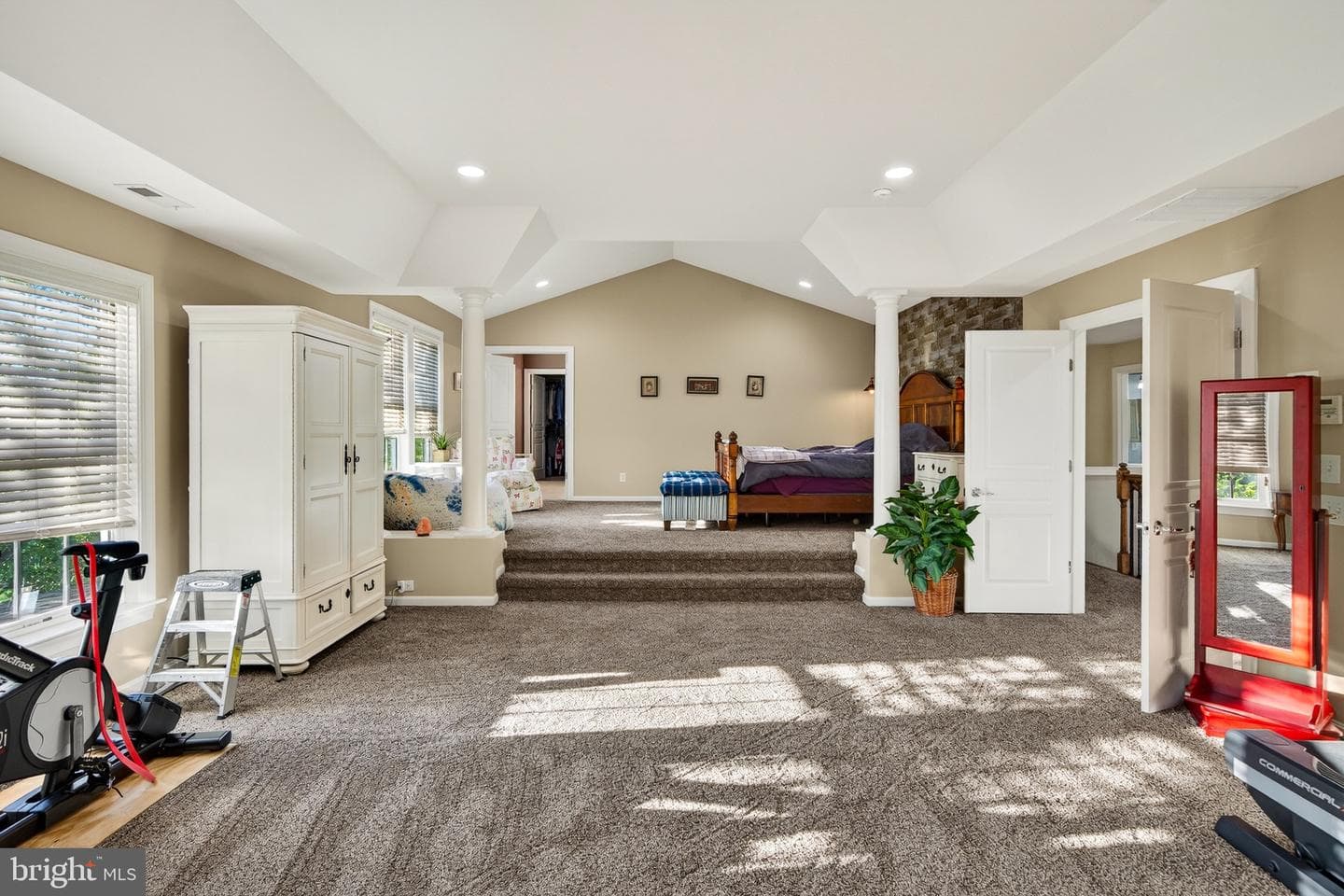 122 Bolero Drive photo 56
