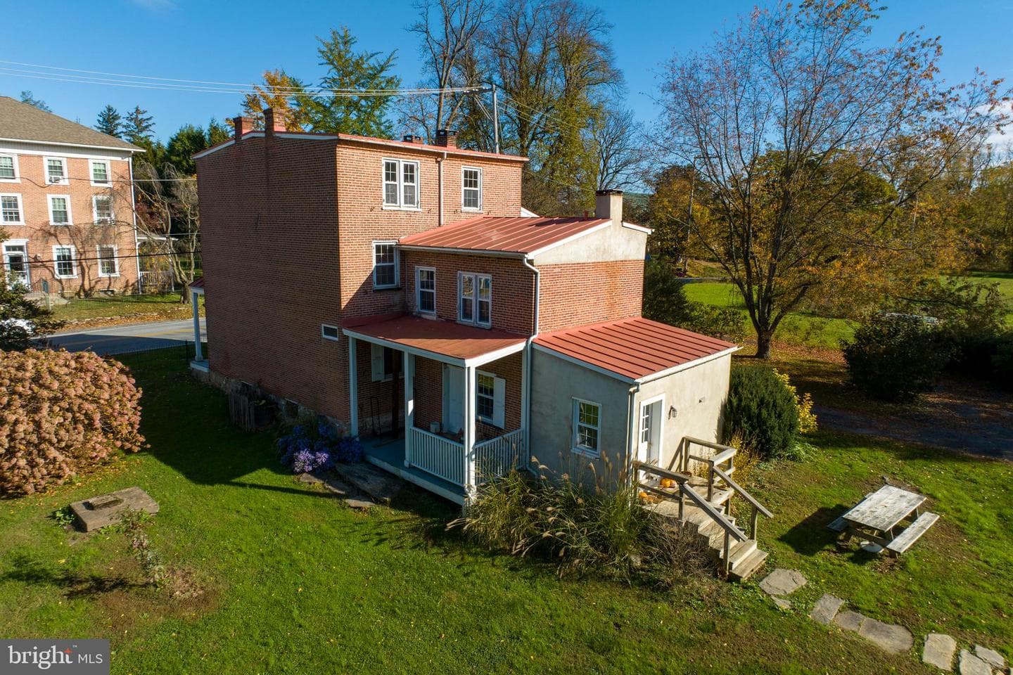 486 W Street Road photo 19