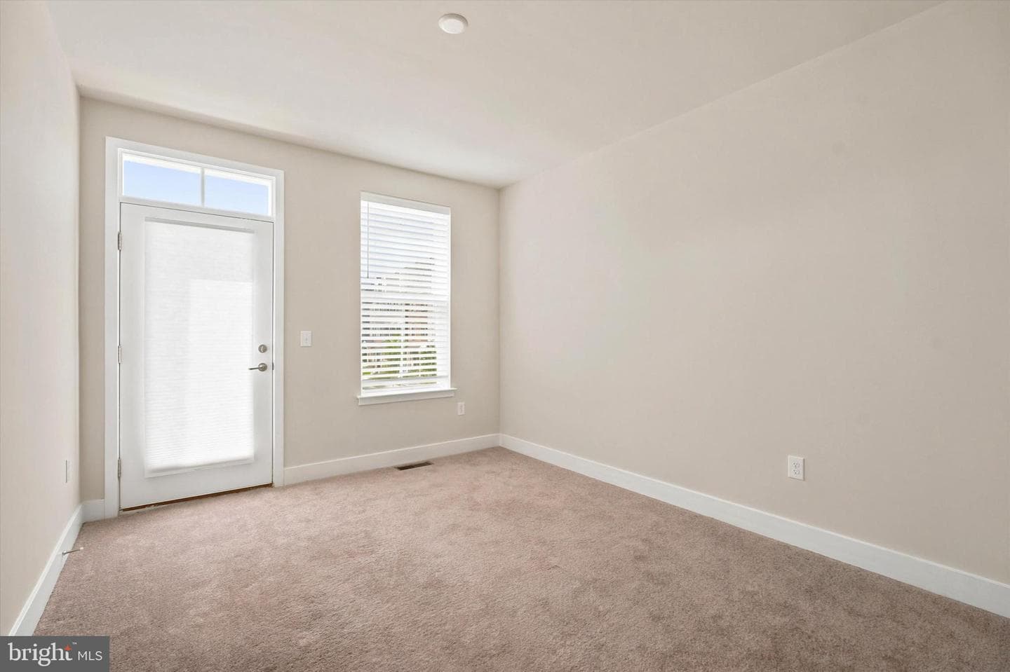 361 Foundry Street photo 12