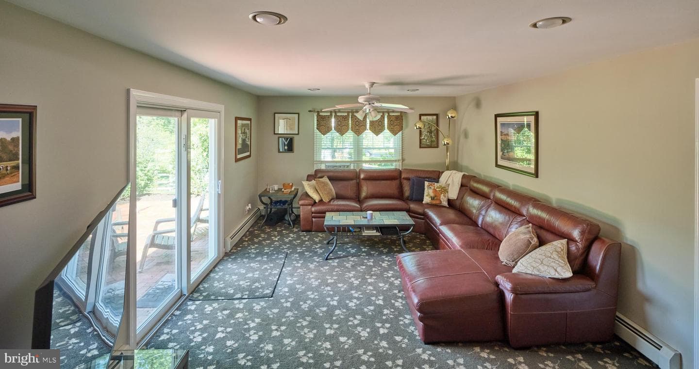 1007 Millstream photo 11