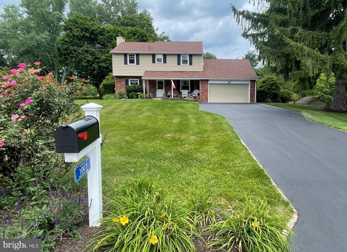 1007 Millstream photo 4