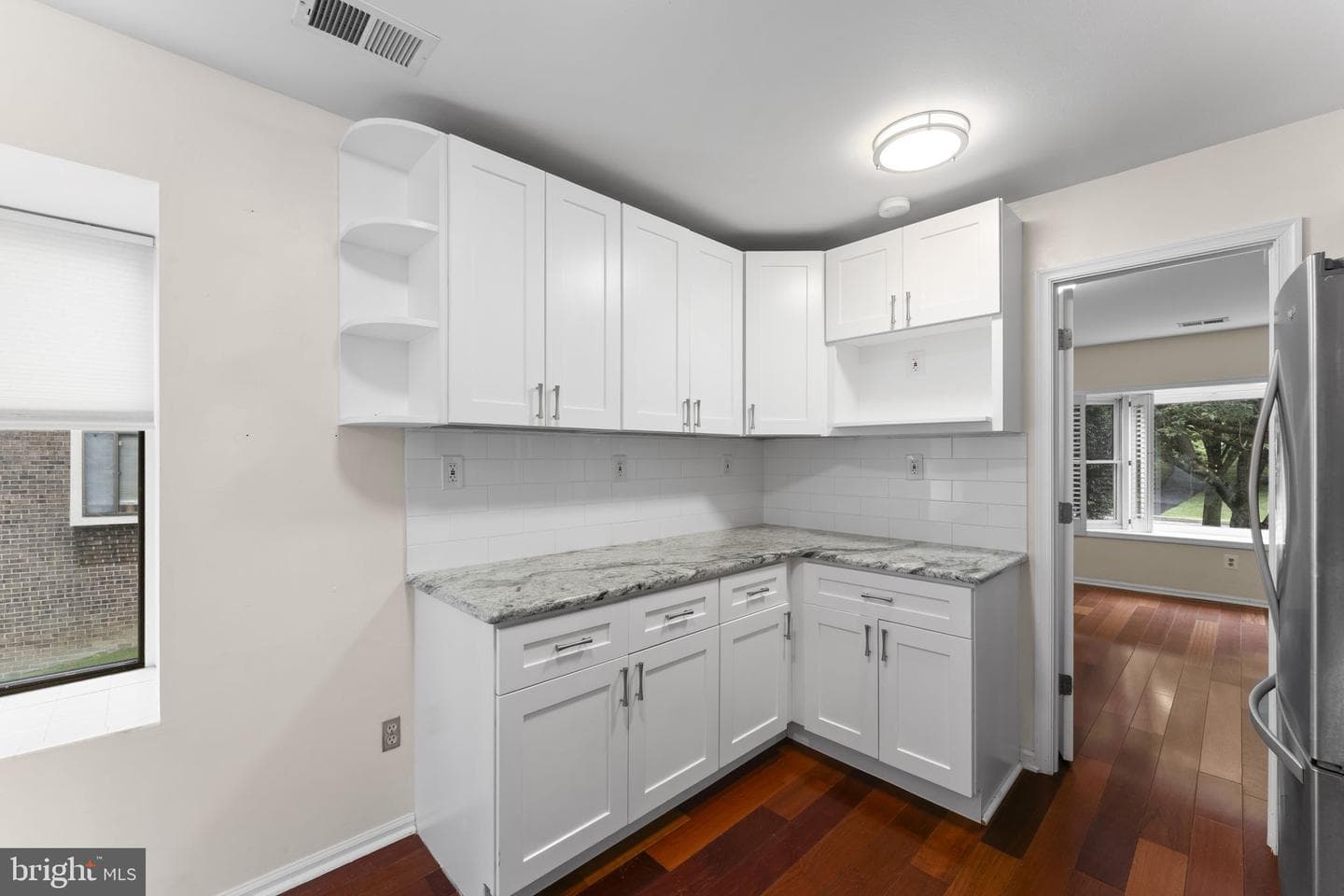 10 Elan Lane photo 14
