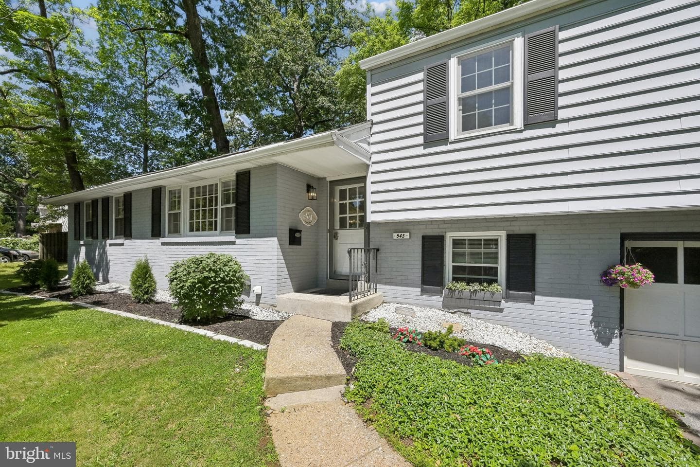 543 Midland Avenue photo 7