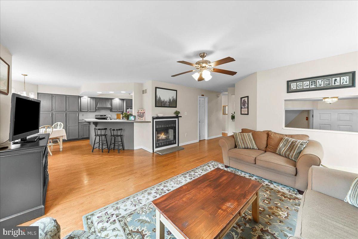12 Peach Tree Lane photo 15