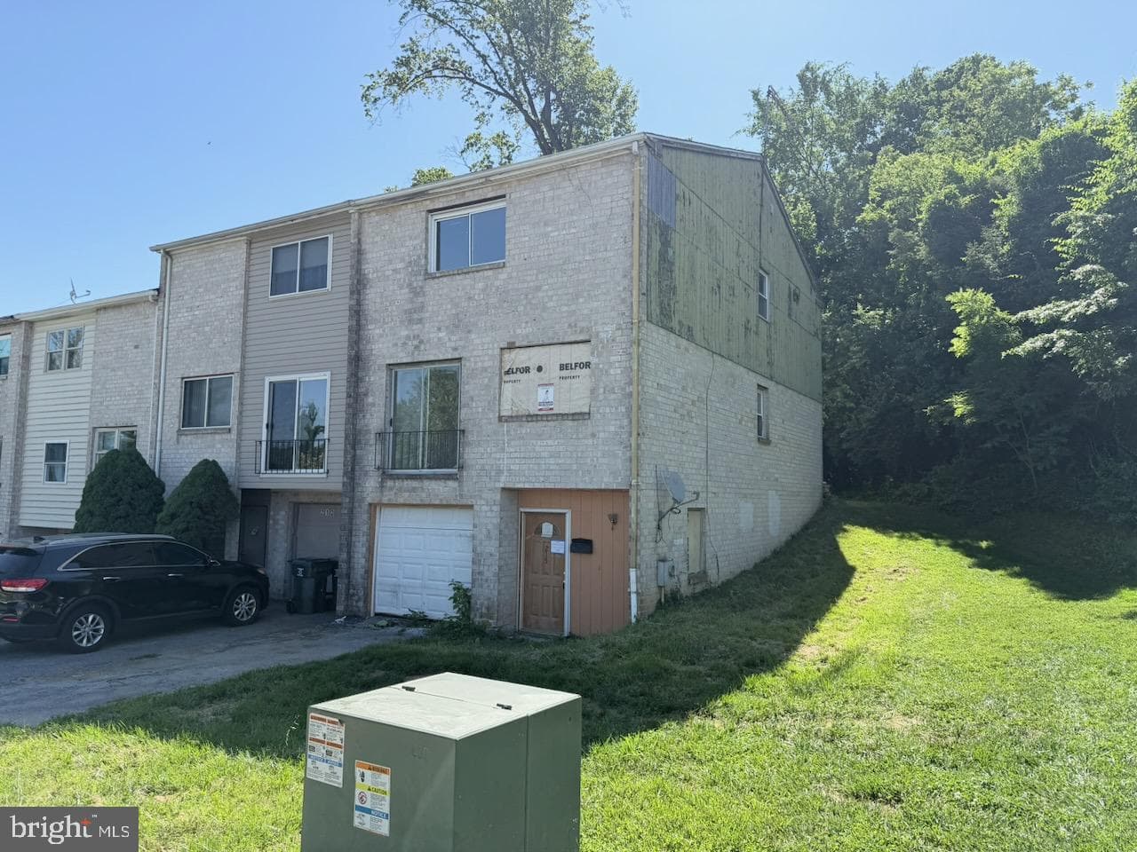 215 Andrew Road photo 5