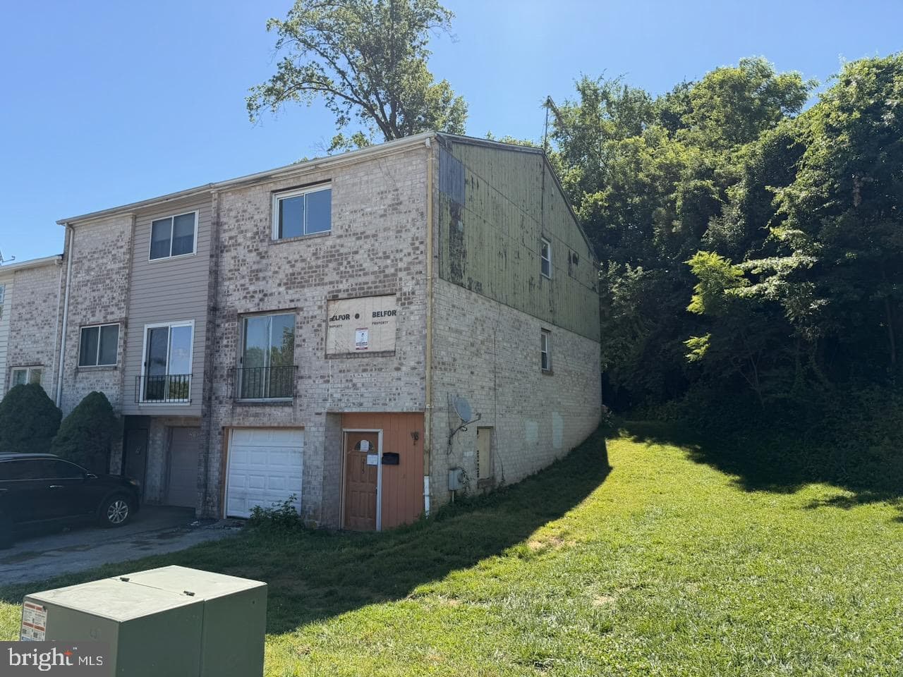 215 Andrew Road photo 6
