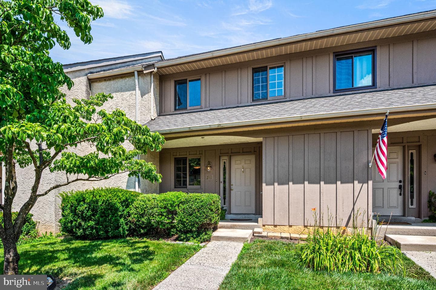 211 Josephs Way #41, Malvern