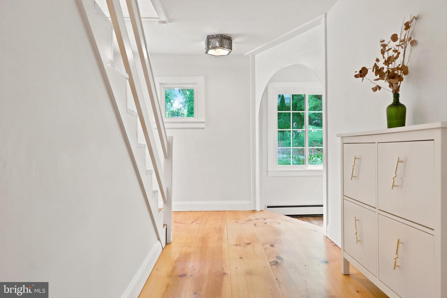 575 W Valley Road photo 45