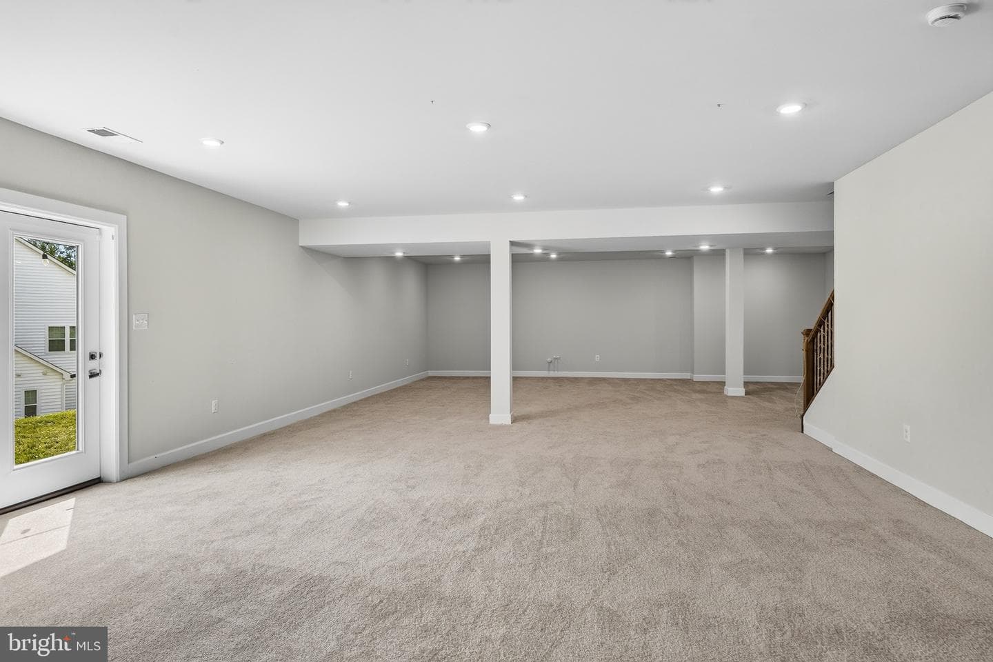 207 Alexis Court photo 36