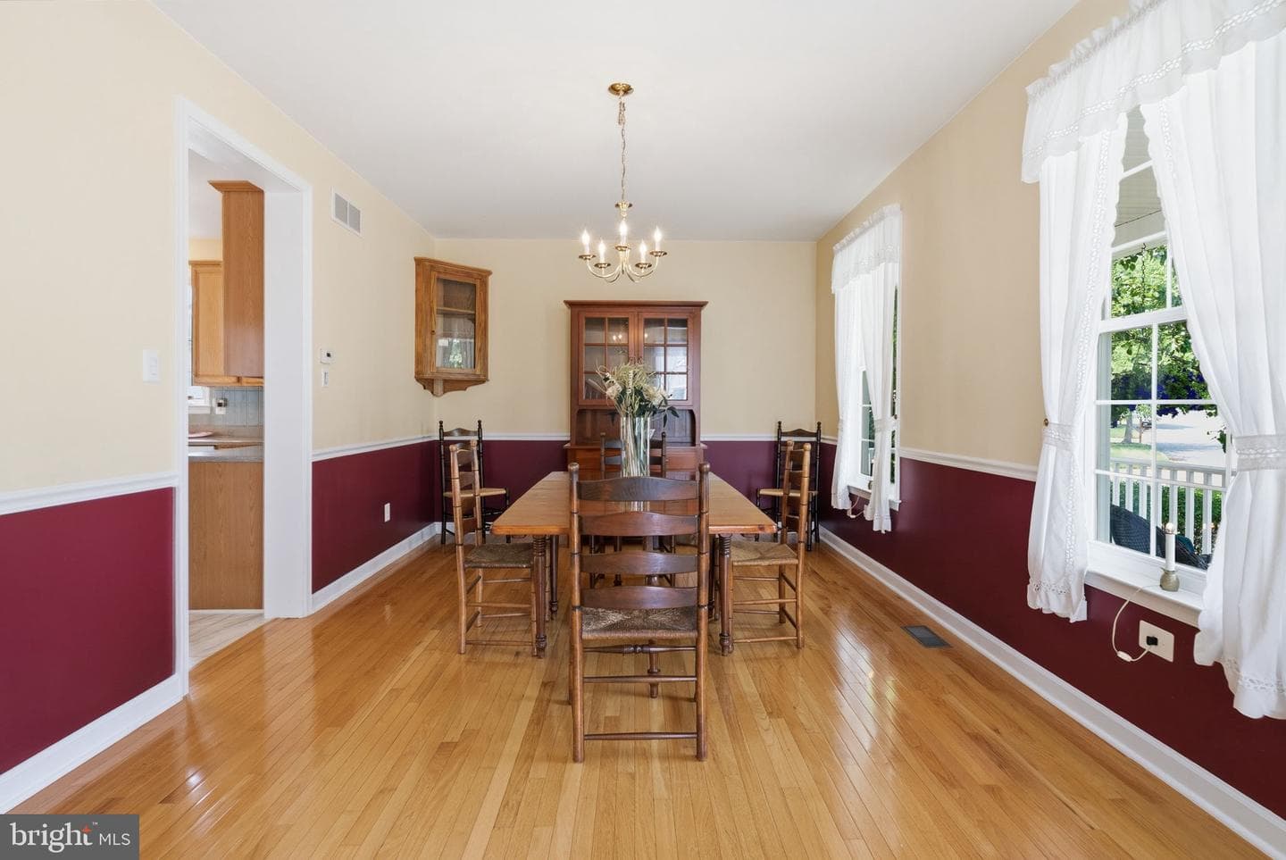 112 Pearson Street photo 8