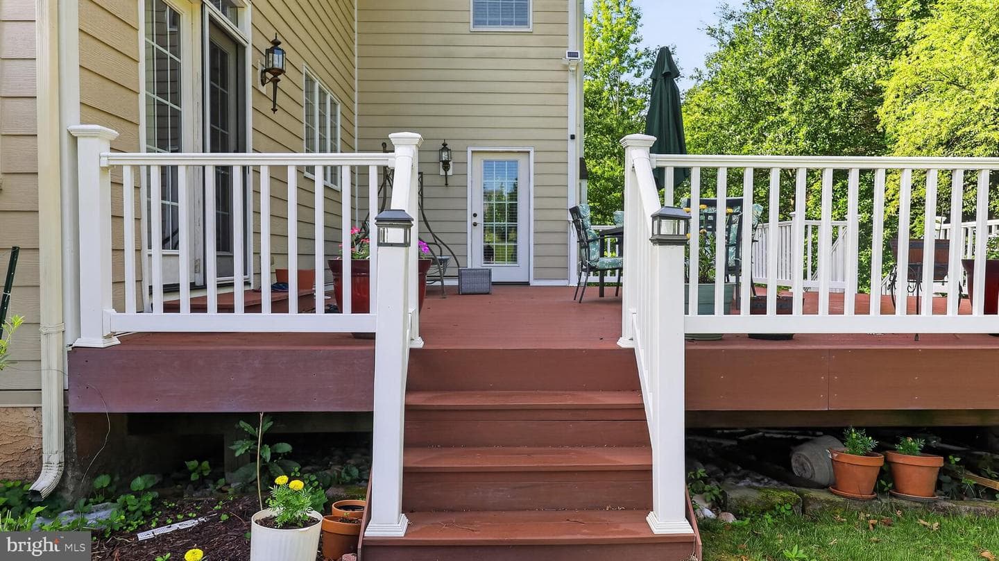 1464 W Stonington photo 74