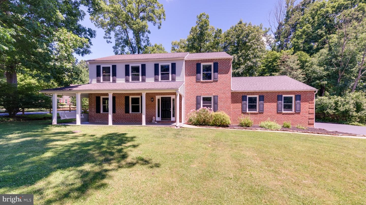 823 Countryside Drive