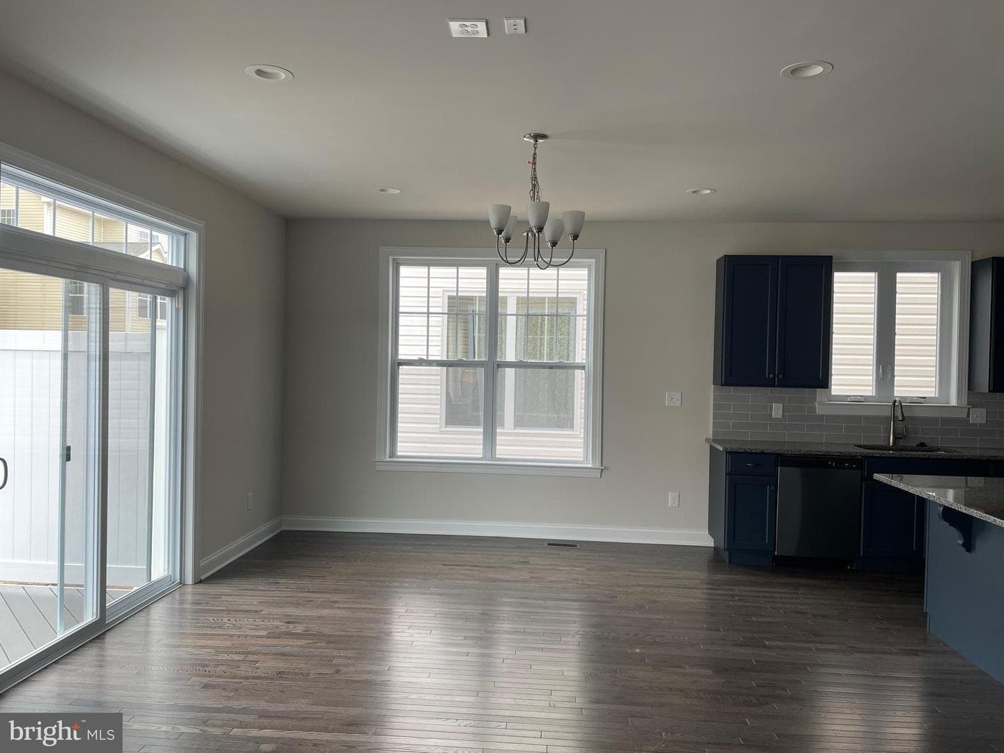 512 Lewis Street photo 7
