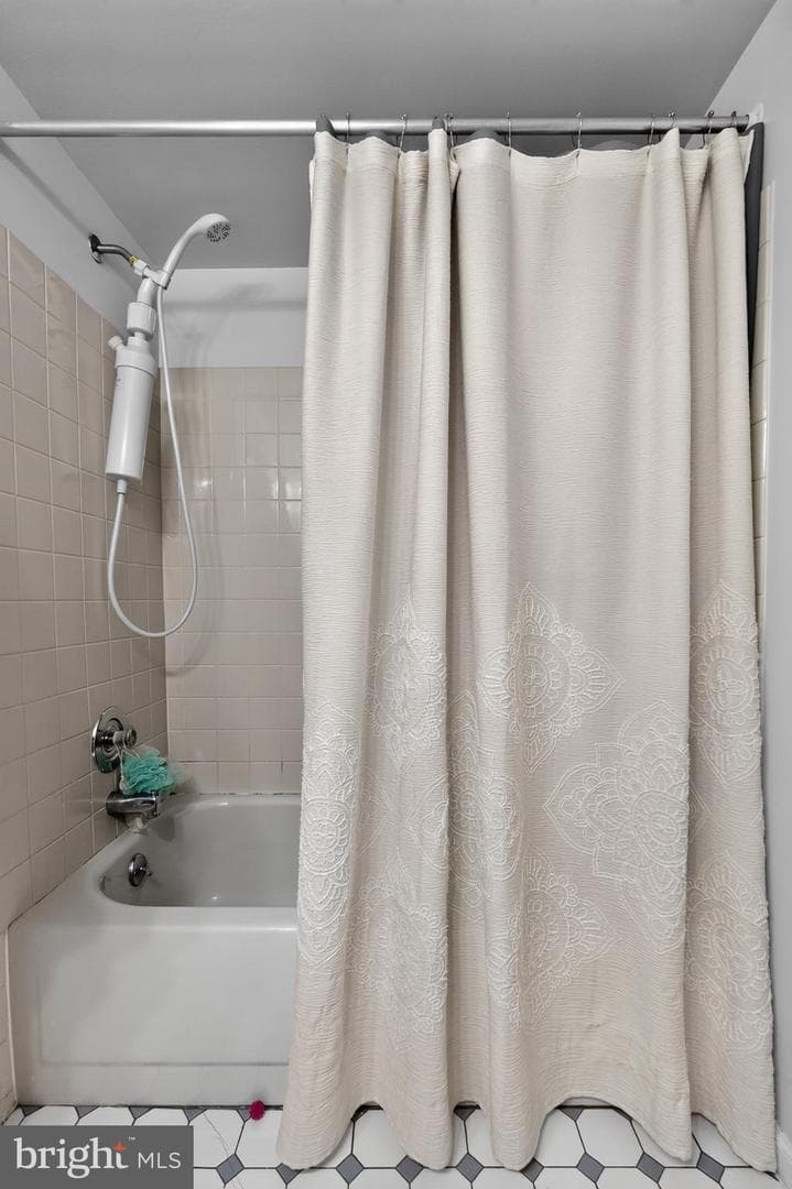 710 Washington Place #10 photo 19