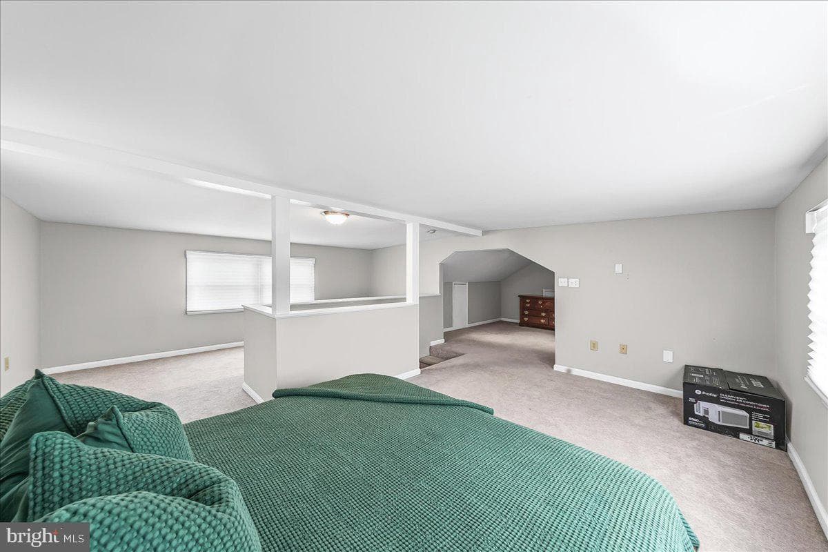 1019 Riverside Drive photo 30