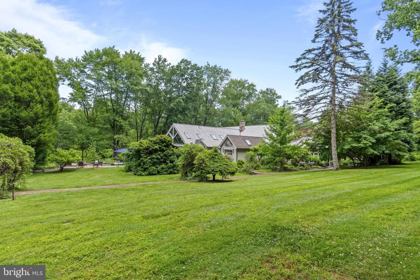 120 Davis Road photo 43