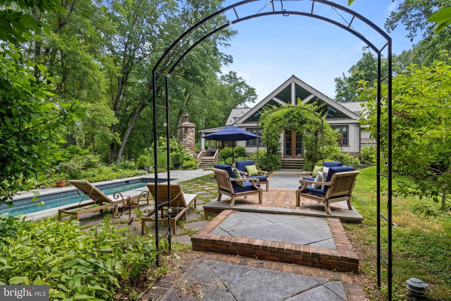 120 Davis Road photo 45