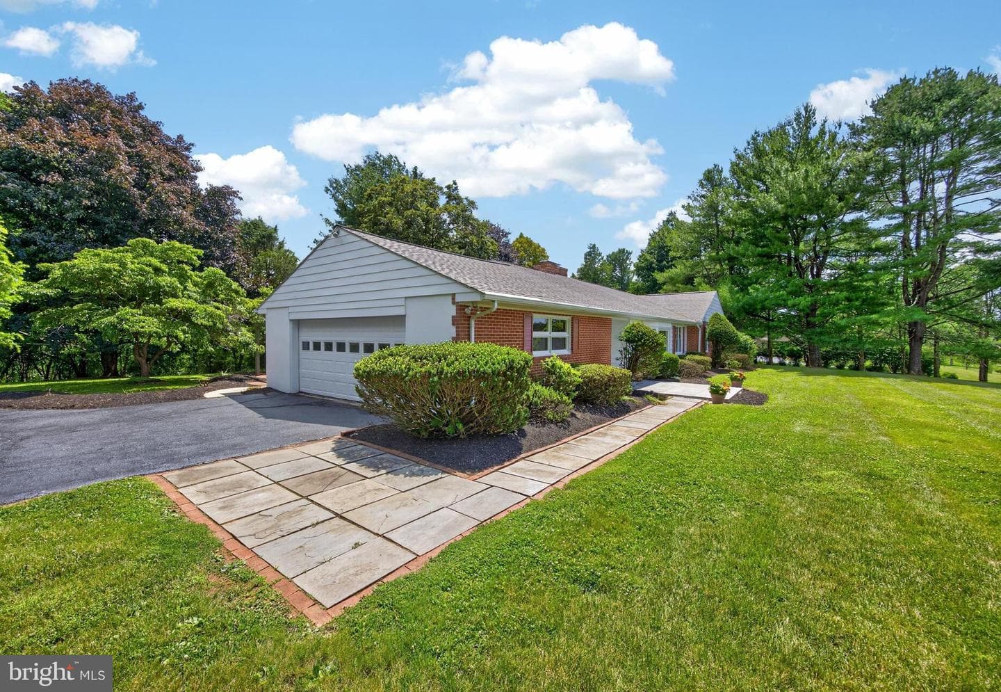 555 Country Club Road photo 45