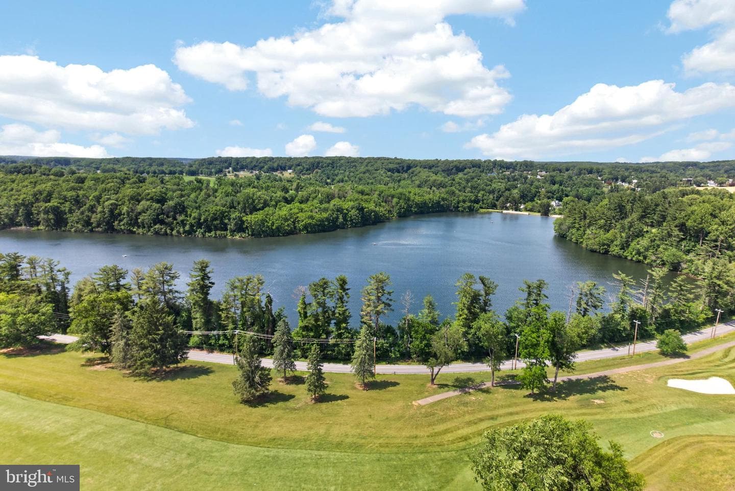 555 Country Club Road photo 7
