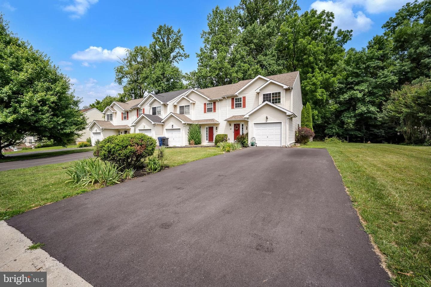 63 Pinckney Drive photo 3