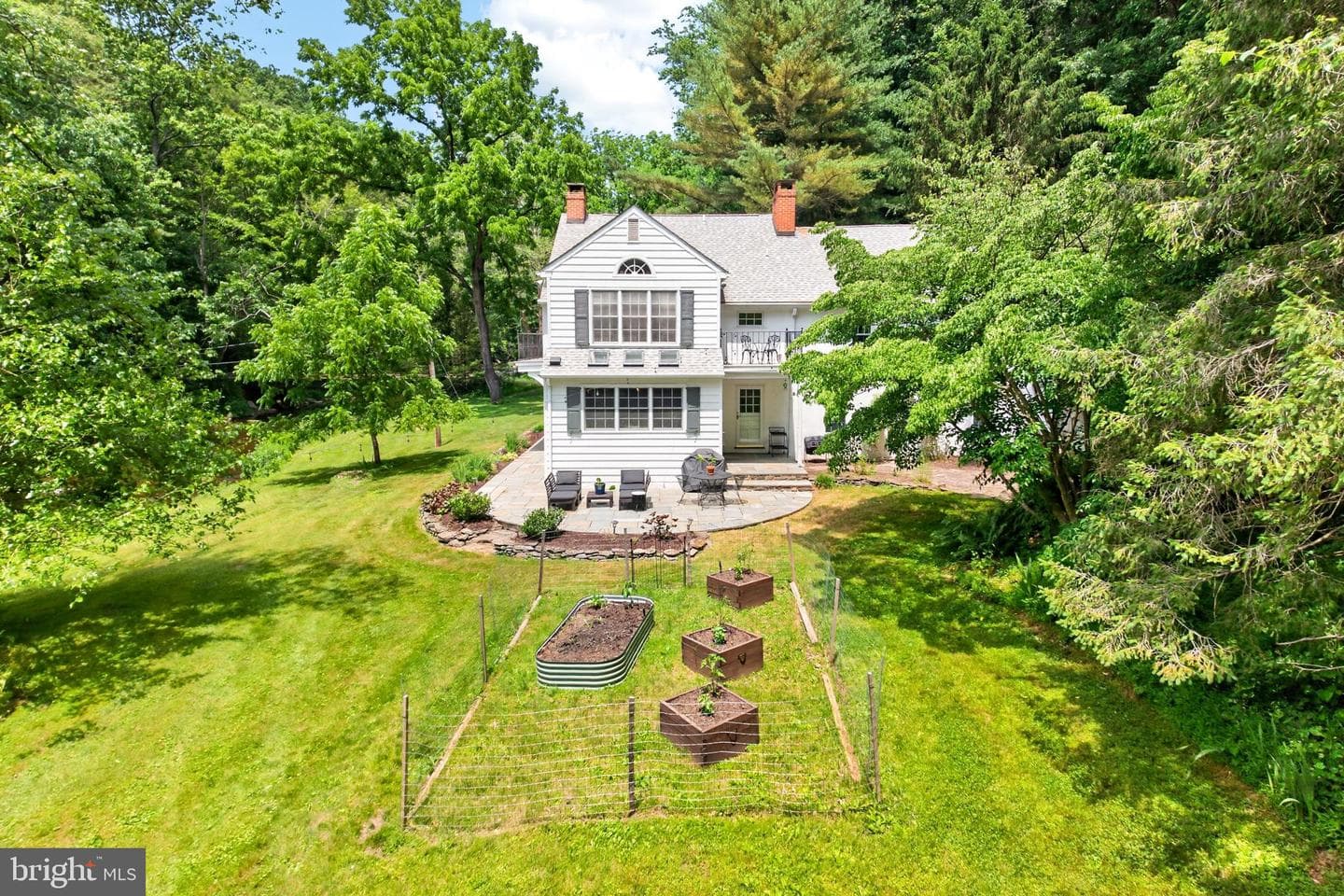 135 Penn Green Road photo 69