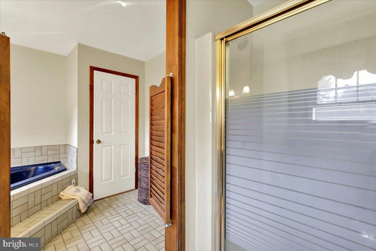 1170 N Manor Road photo 31