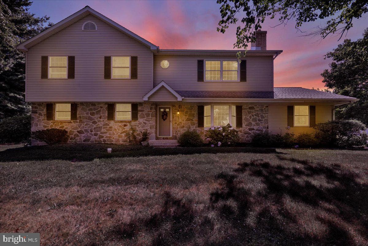 1170 N Manor Road photo 53