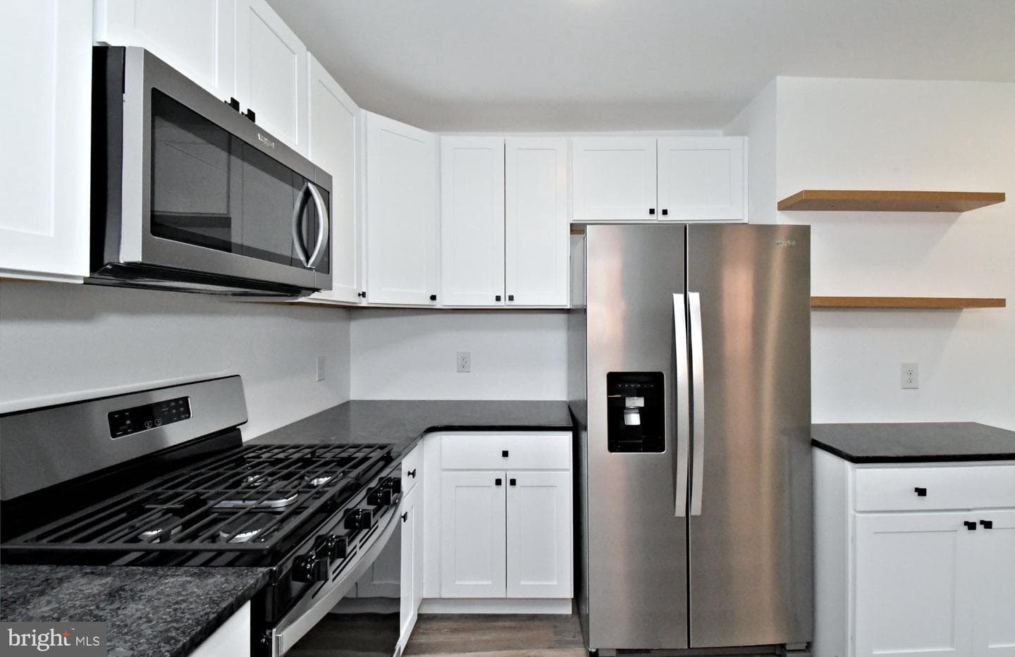 64 N Main photo 8