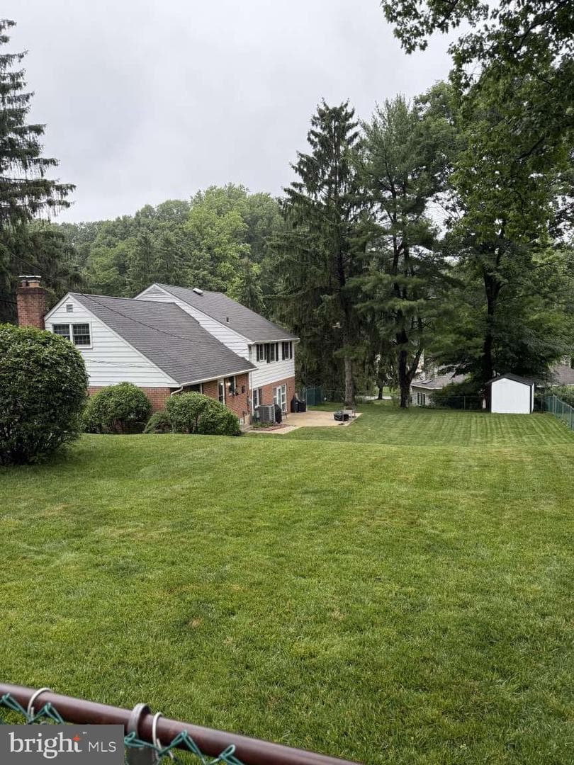105 Sheldrake Drive photo 4