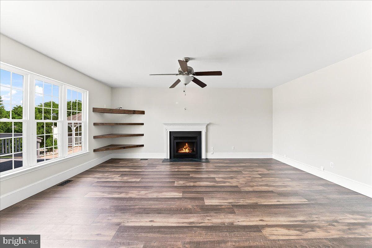 206 Crimson Drive photo 22