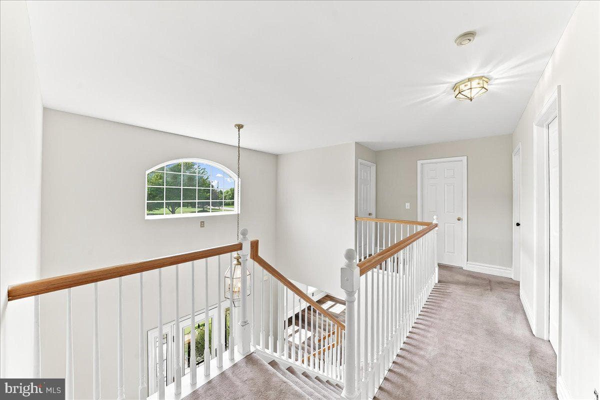 206 Crimson Drive photo 26