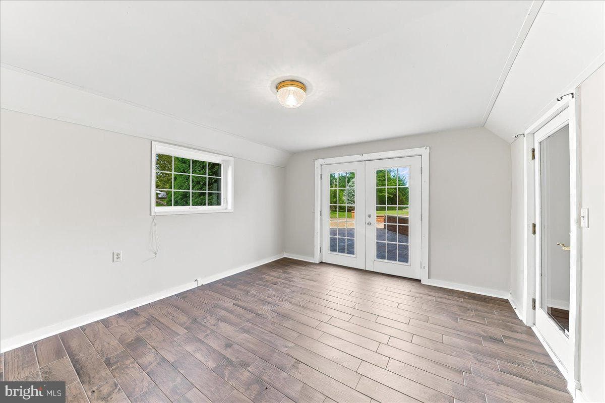206 Crimson Drive photo 41