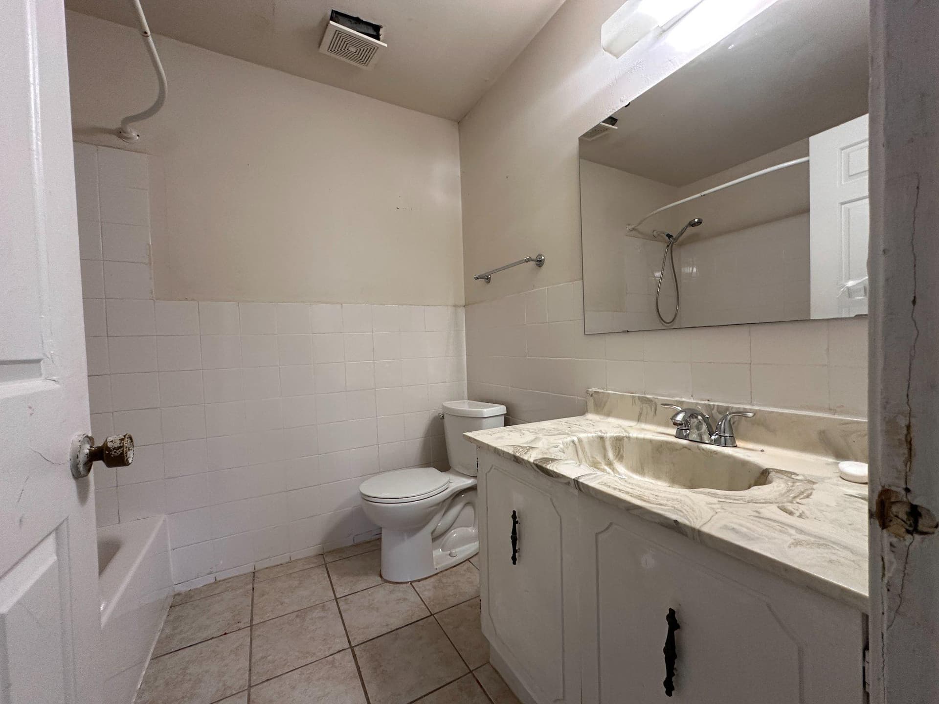 341 Kidwelly Court photo 24