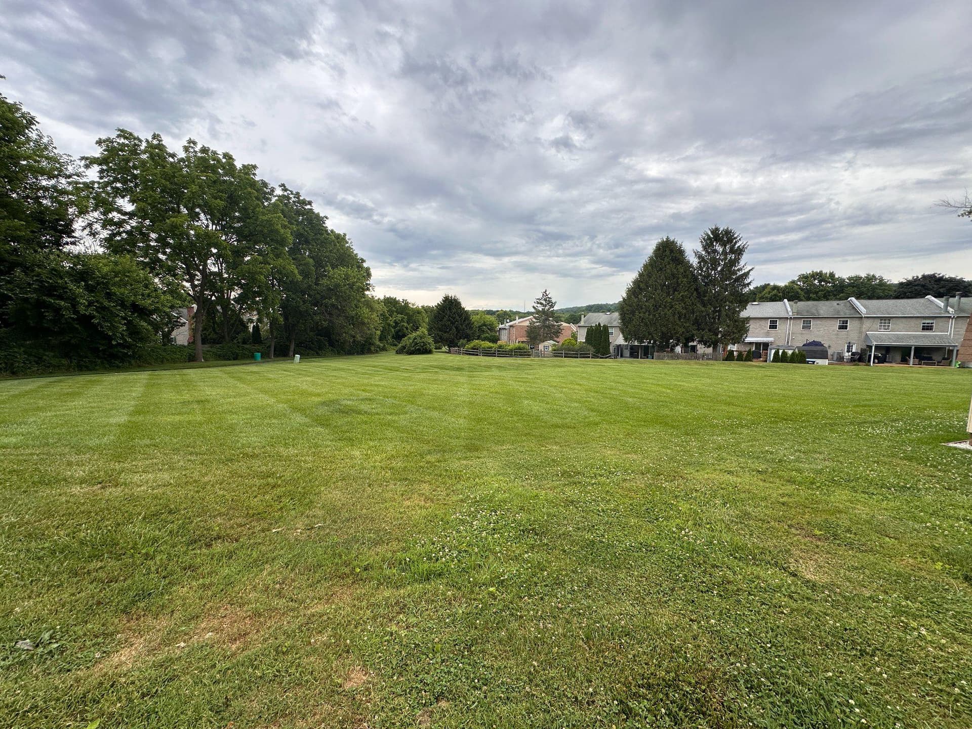 341 Kidwelly Court photo 3