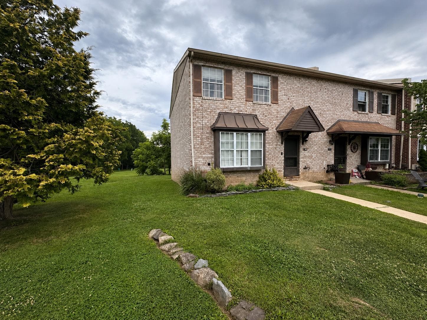 341 Kidwelly Court photo 4