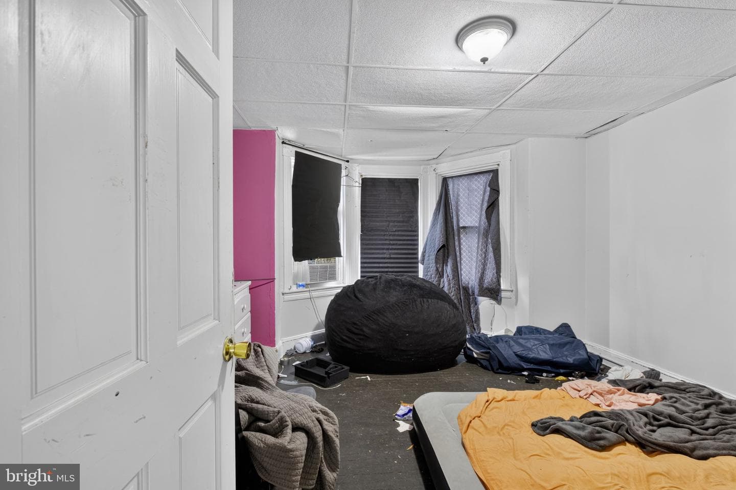 560 Coates Street photo 21
